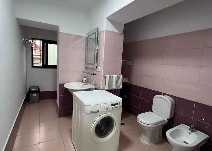 Center Bazaar Tirana